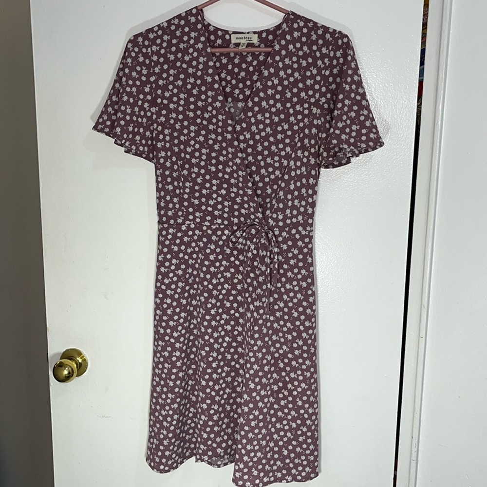 Monteau Flutter Sleeve Dress